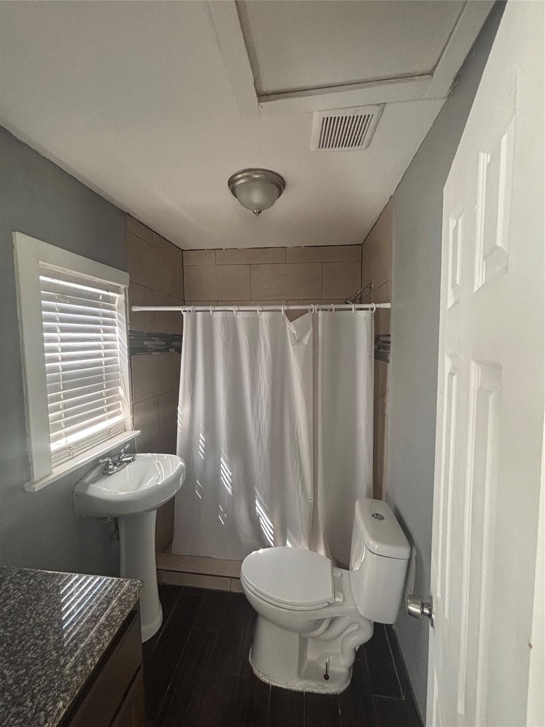 7910 Ford Street - Photo 5