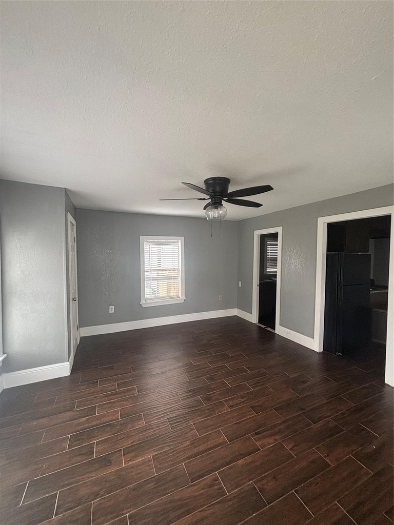 7910 Ford Street - Photo 3