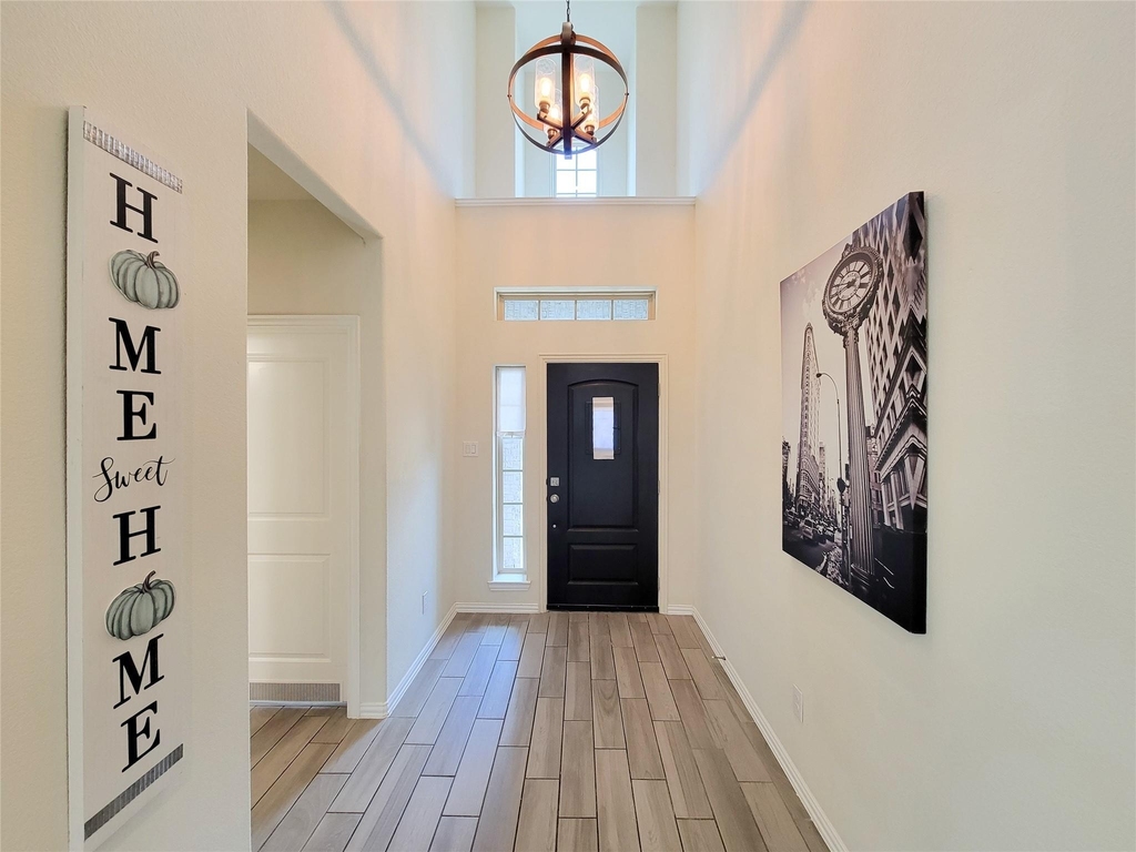 28638 Monarch Cliffs Drive - Photo 2