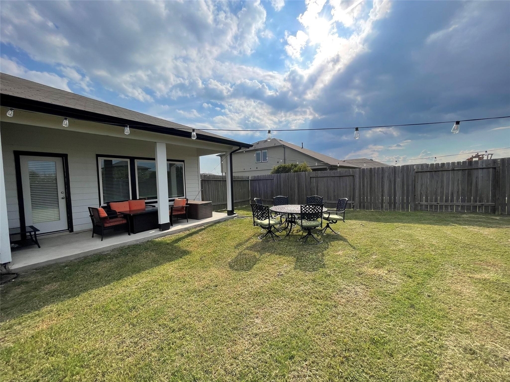 6927 Morales Way - Photo 10