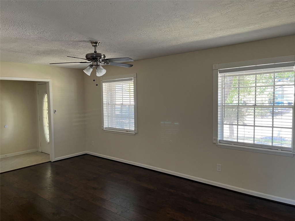 5115 Tashkent Drive - Photo 11