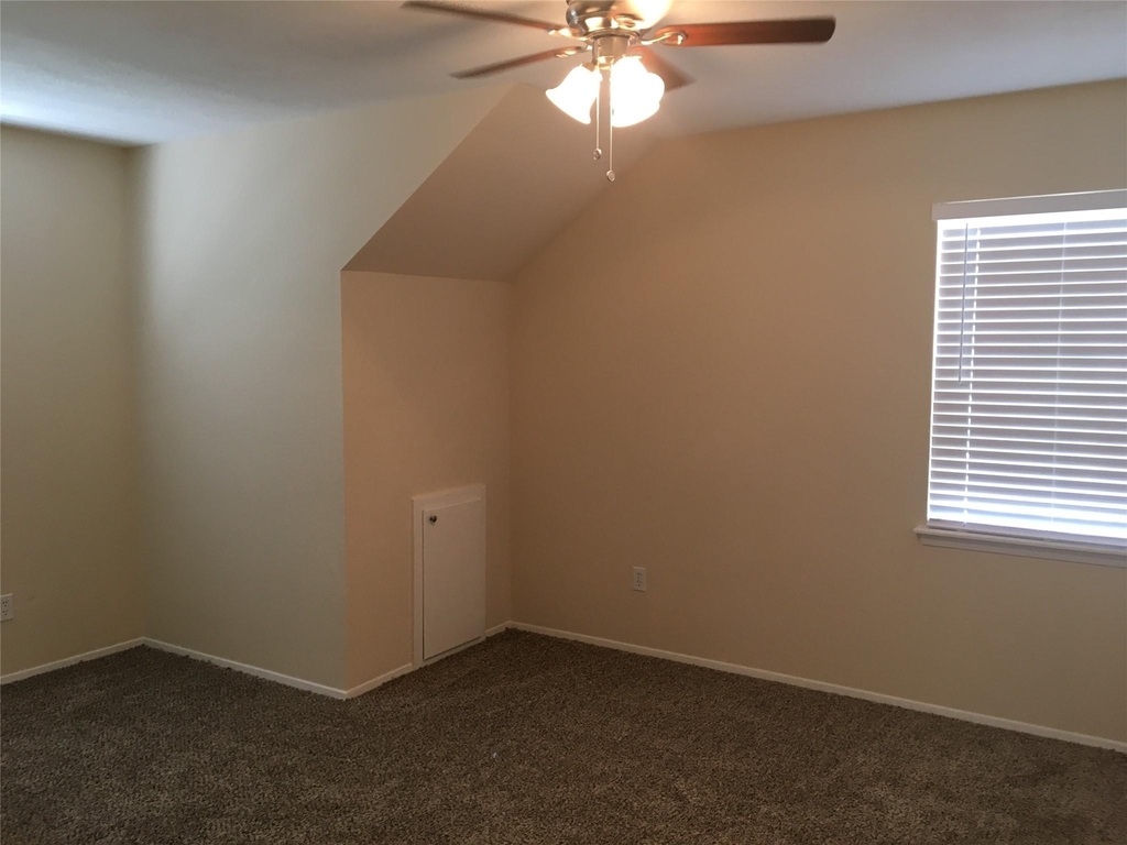 5115 Tashkent Drive - Photo 7
