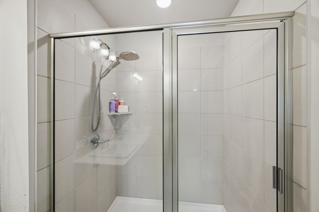 8050 Scanlan Trace - Photo 16