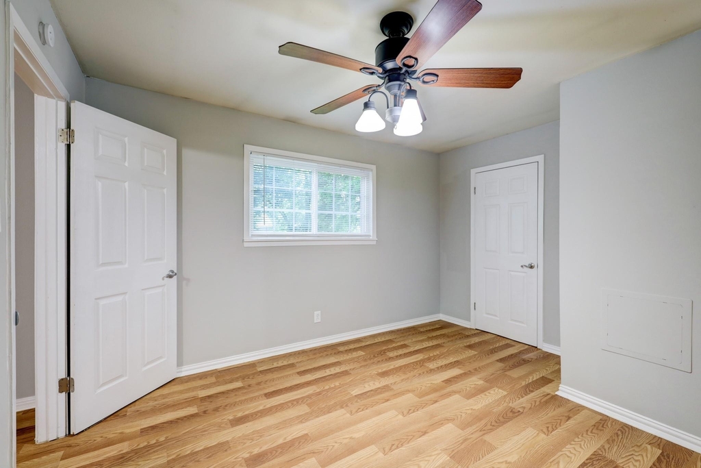 9193 Lucille Lane - Photo 23