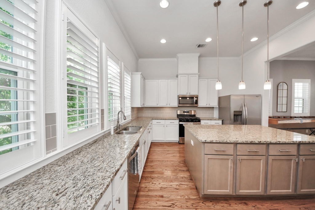 2606 Madeline Grove Drive - Photo 18