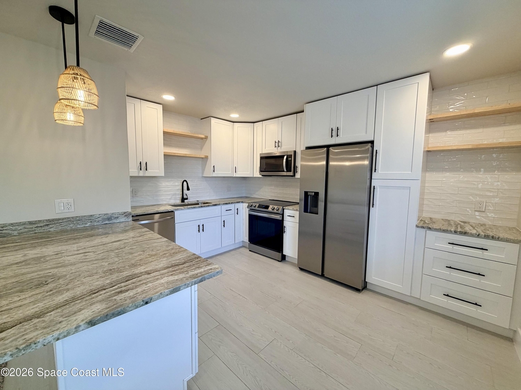 909 S Colonial Court - Photo 12