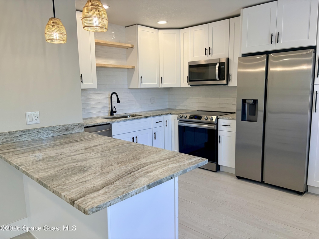 909 S Colonial Court - Photo 3