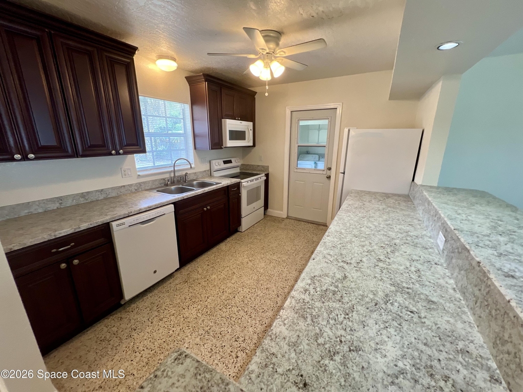 15 Vida Way - Photo 5