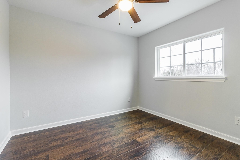 710 Barkley St Street - Photo 7