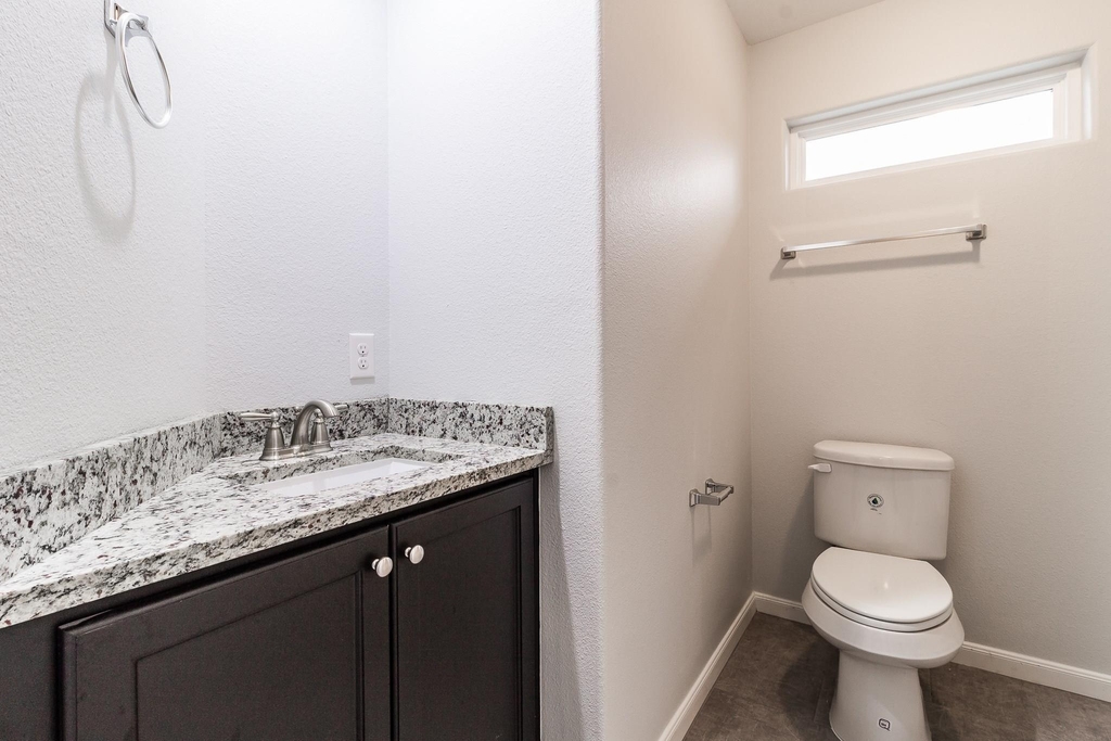 710 Barkley St Street - Photo 11