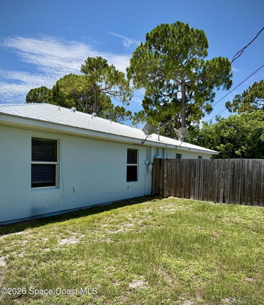160 Empress Avenue - Photo 16