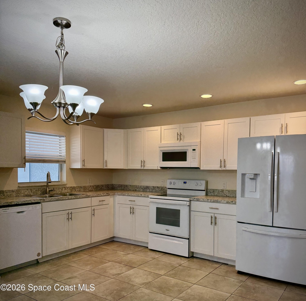 160 Empress Avenue - Photo 20