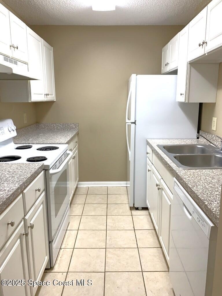 3515 Sable Palm Lane - Photo 2
