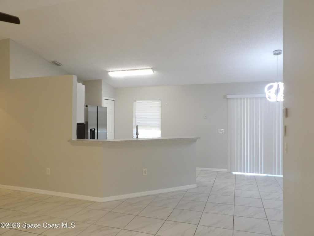 998 Camden Avenue Nw - Photo 6