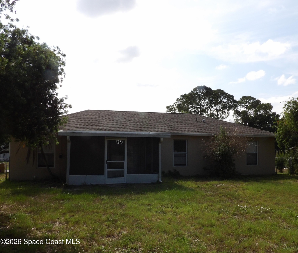 998 Camden Avenue Nw - Photo 20