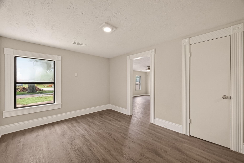 2303 N Cleveland Street - Photo 10