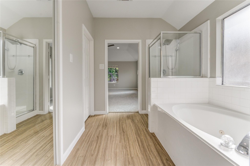 12207 Lakewood Glade Court - Photo 32
