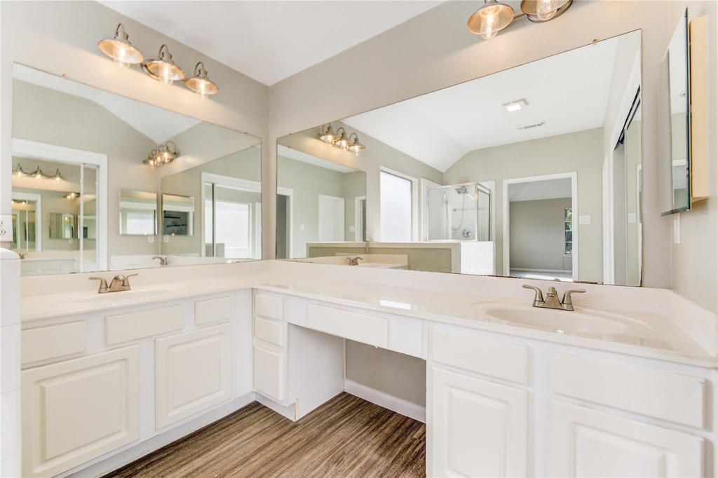 12207 Lakewood Glade Court - Photo 34