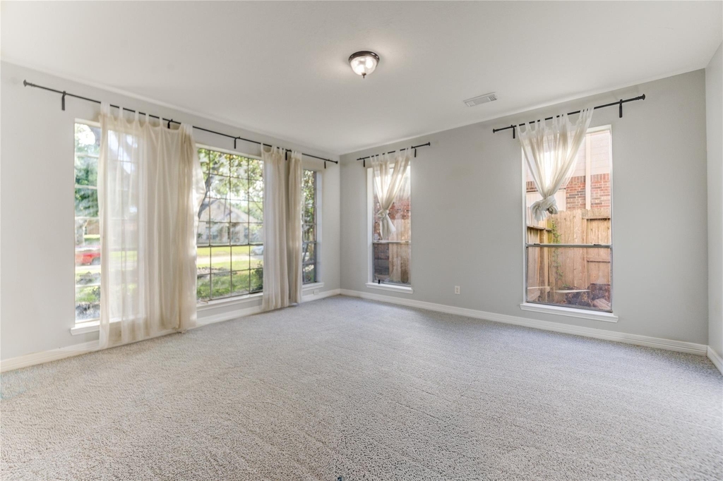12207 Lakewood Glade Court - Photo 13