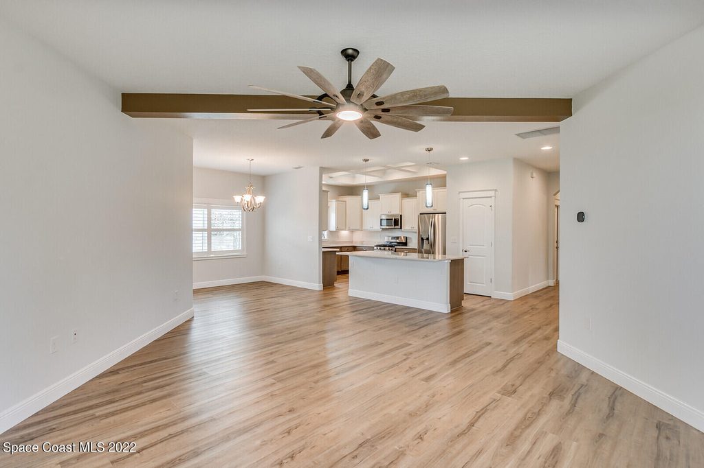 1398 Tullagee Avenue - Photo 12
