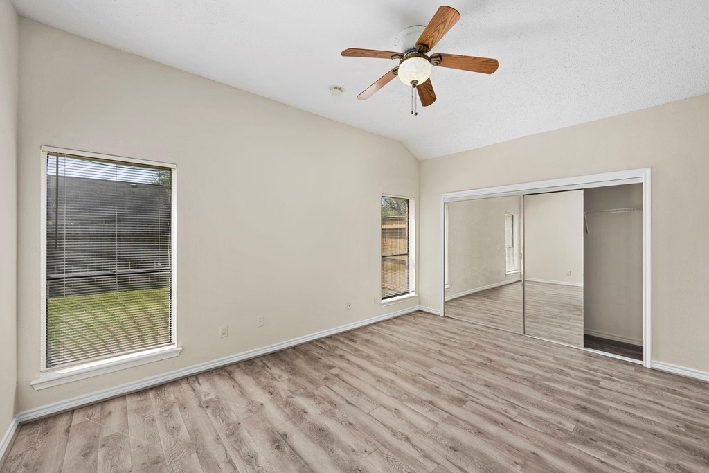 15419 Scenic Haven Drive - Photo 10