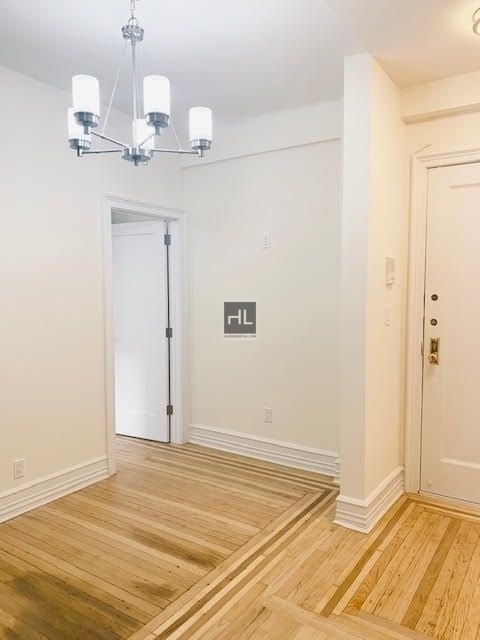 Christopher Street - Photo 1