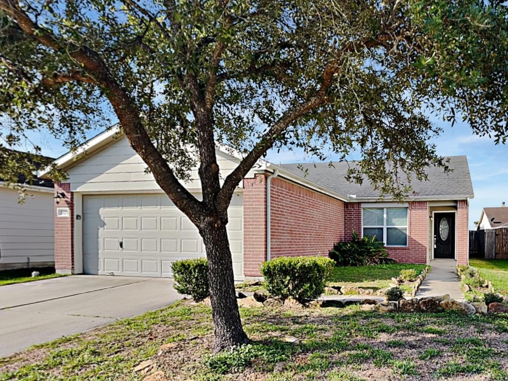 29231 Legends Green Drive - Photo 0