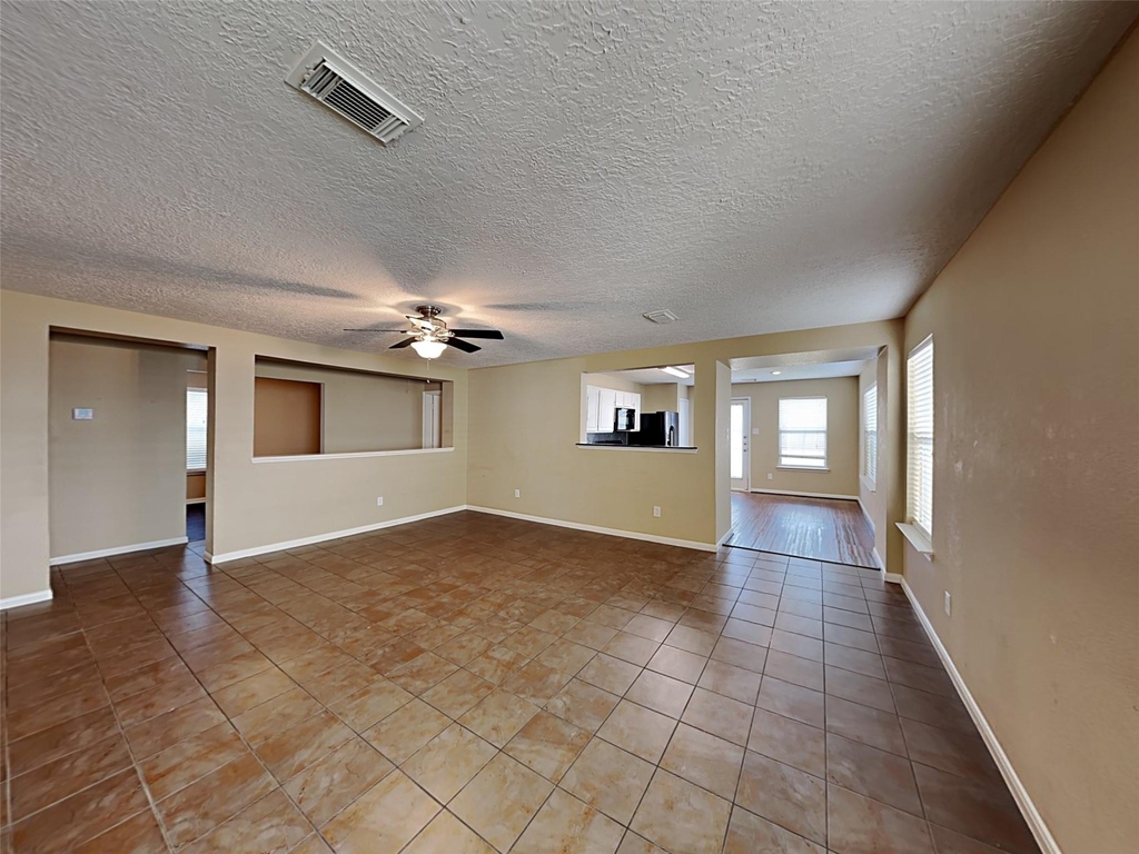 29231 Legends Green Drive - Photo 3