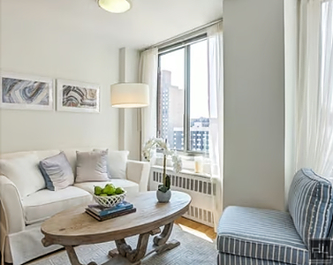 Second Avenue - Photo 1
