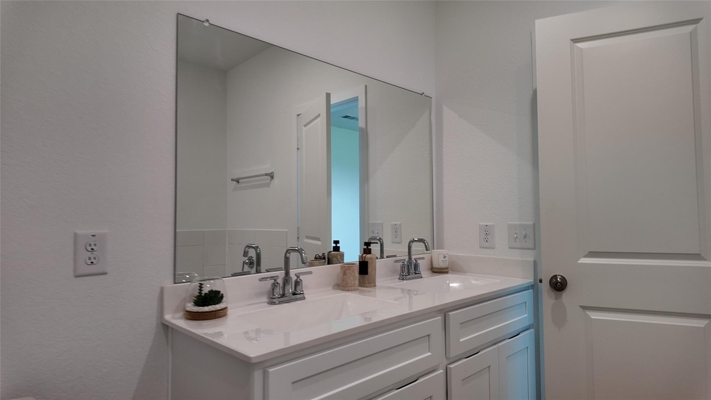 15023 Rustic Moon Road - Photo 16