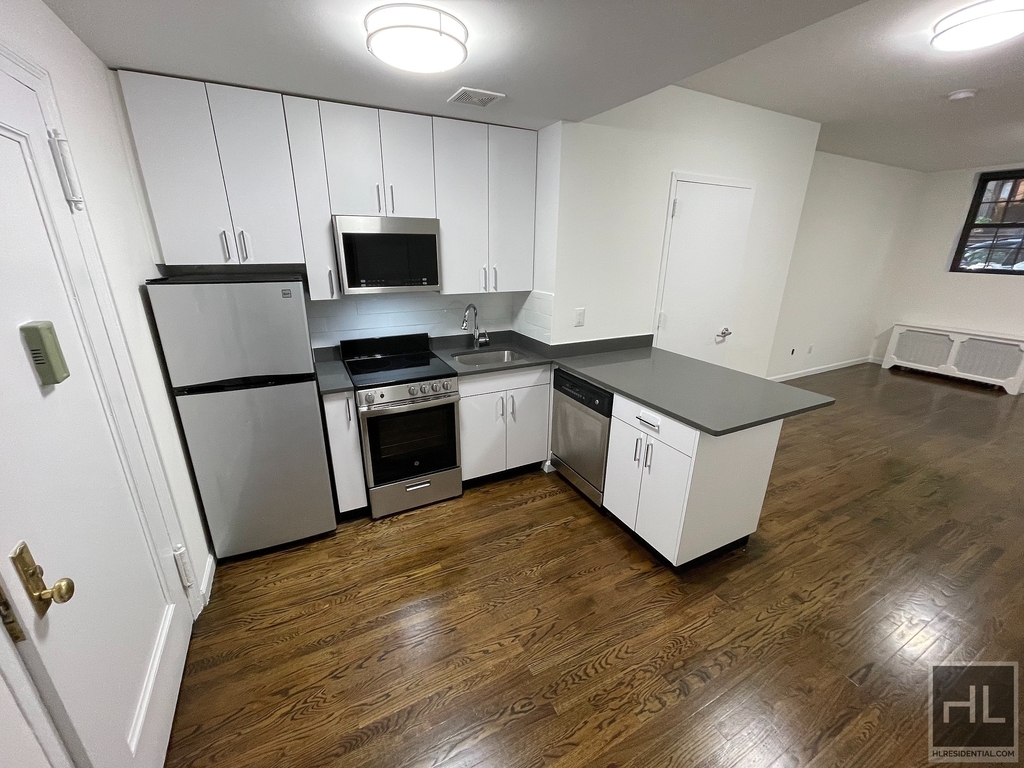 West 73rd Street - Photo 0