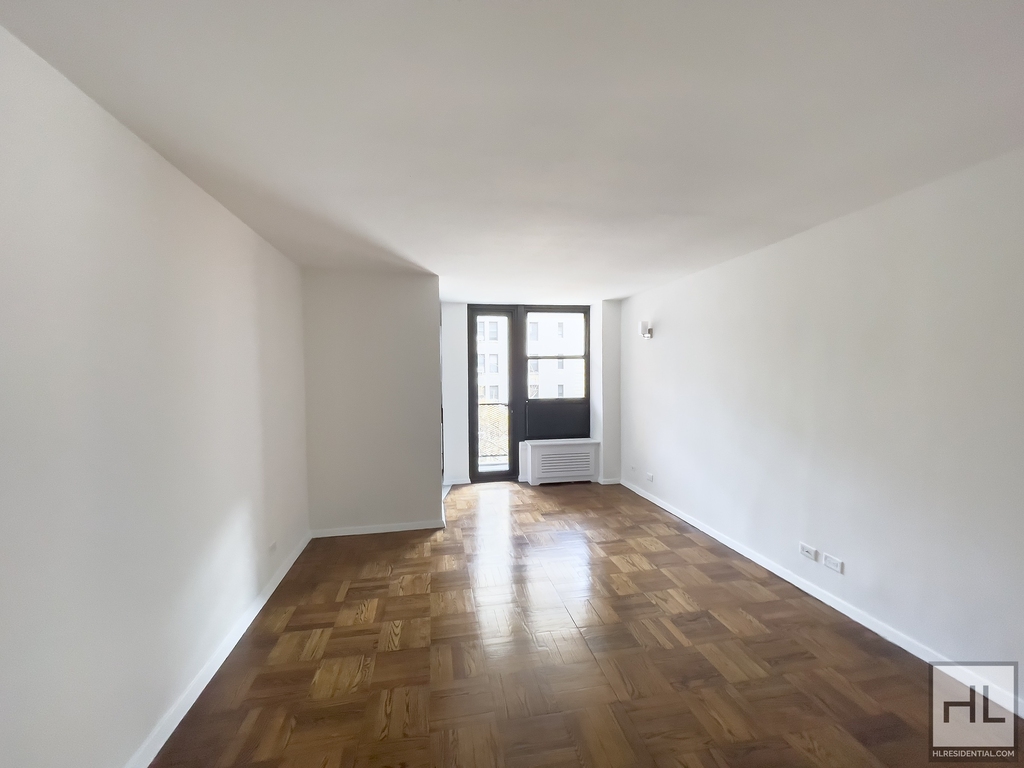 East 35 Street - Photo 0
