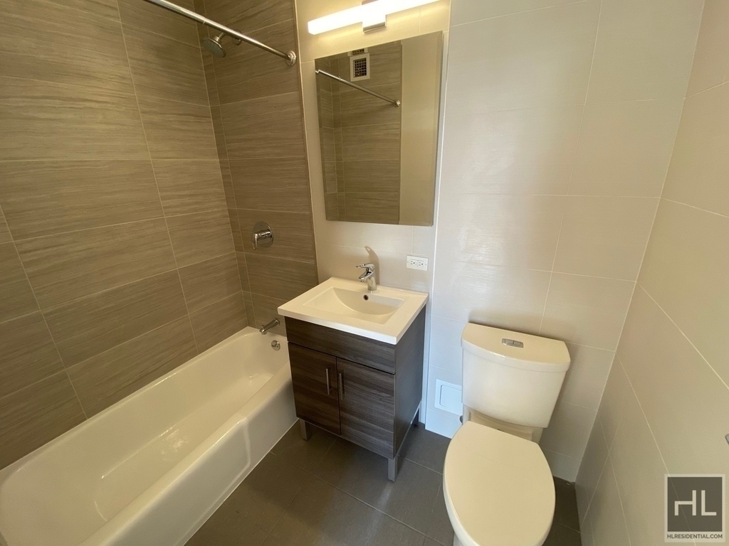 West 48th Street - Photo 3