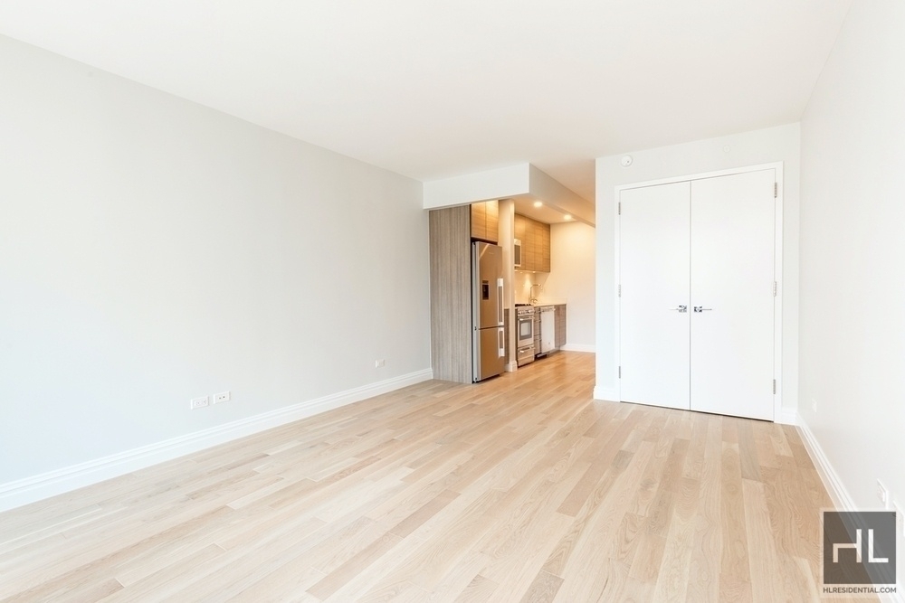 West 48th Street - Photo 1