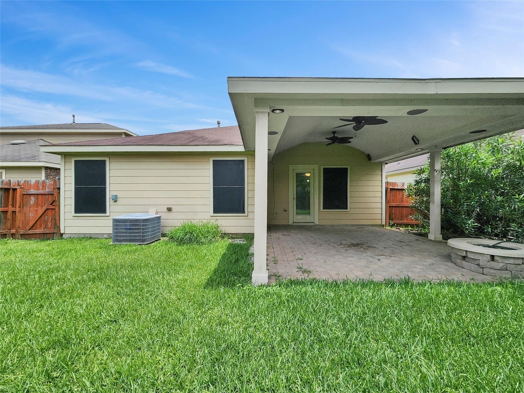 15519 Echo Stable Lane - Photo 11