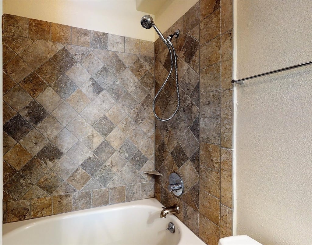 2104 State Street - Photo 26