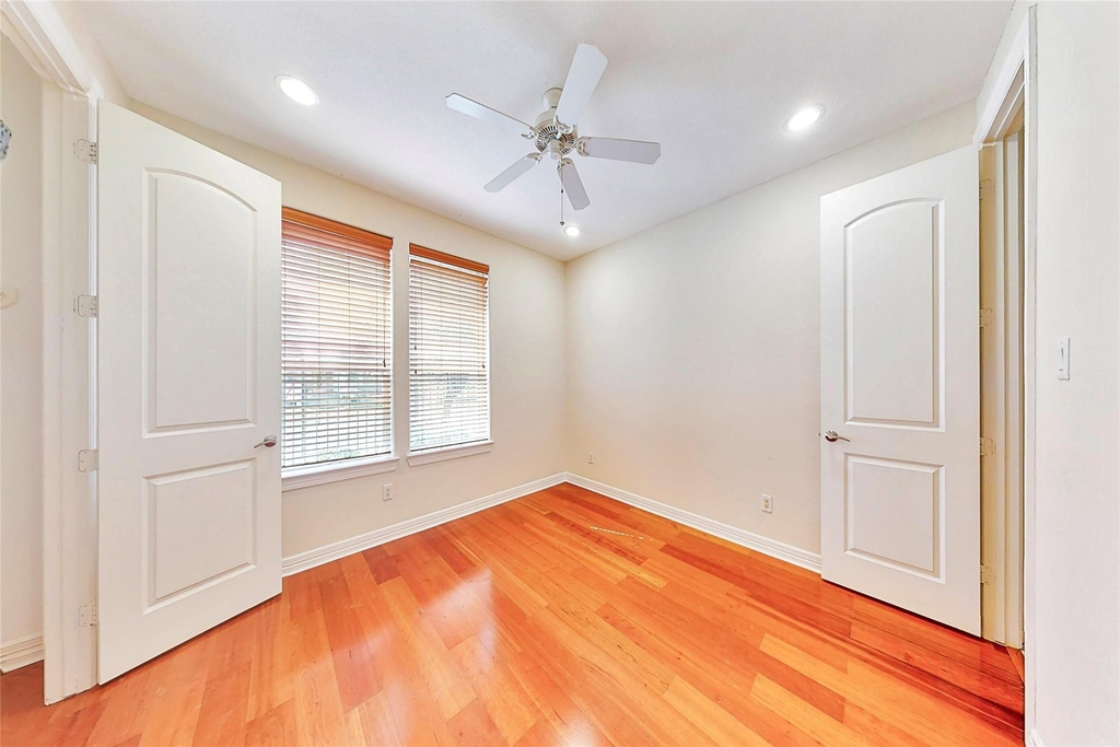 2104 State Street - Photo 25