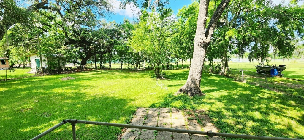 222 Winding Way Street - Photo 14