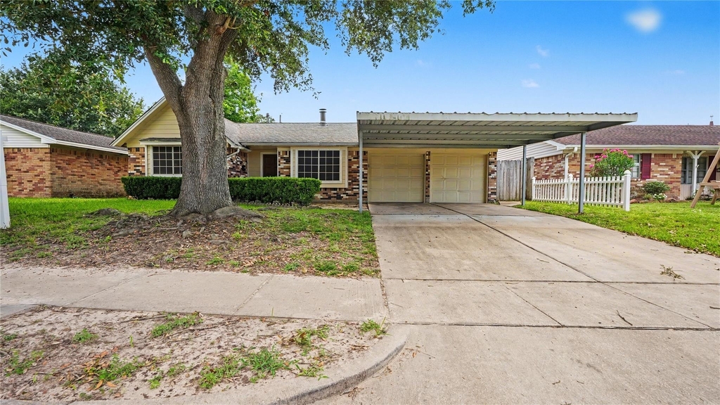 4210 Cork Lane - Photo 2
