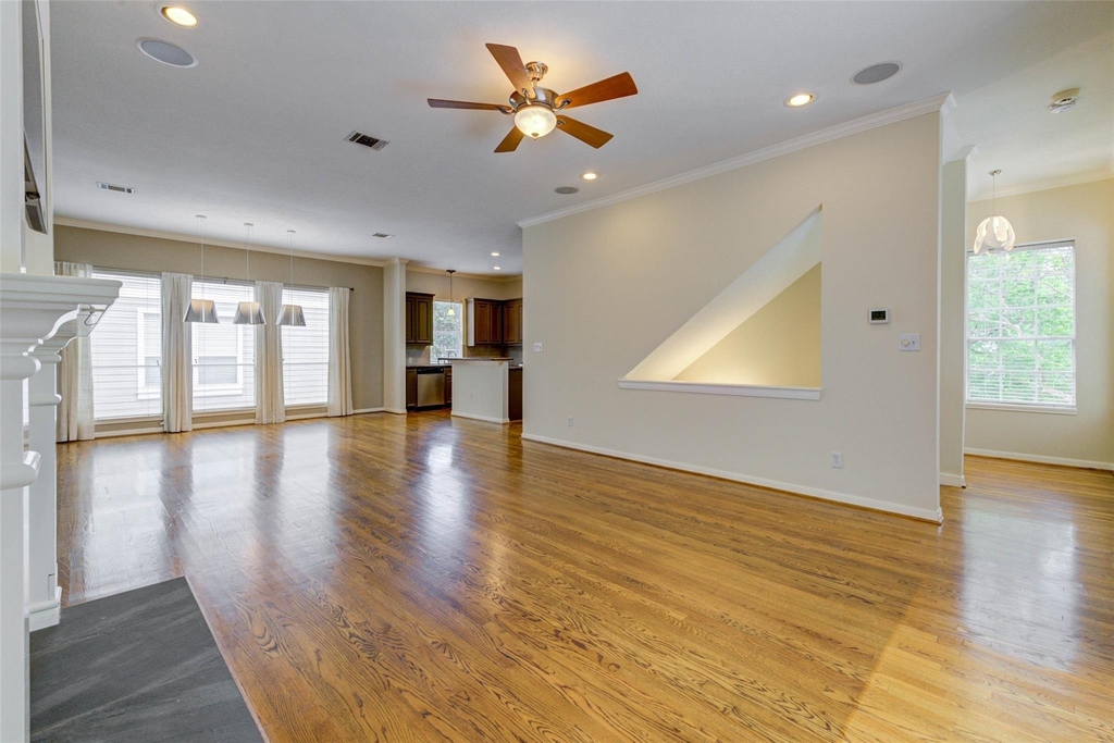 302 Fargo Street - Photo 10