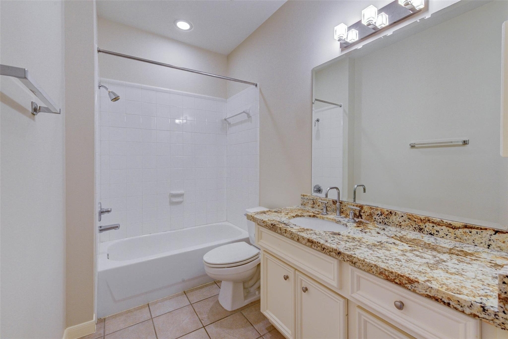 302 Fargo Street - Photo 4