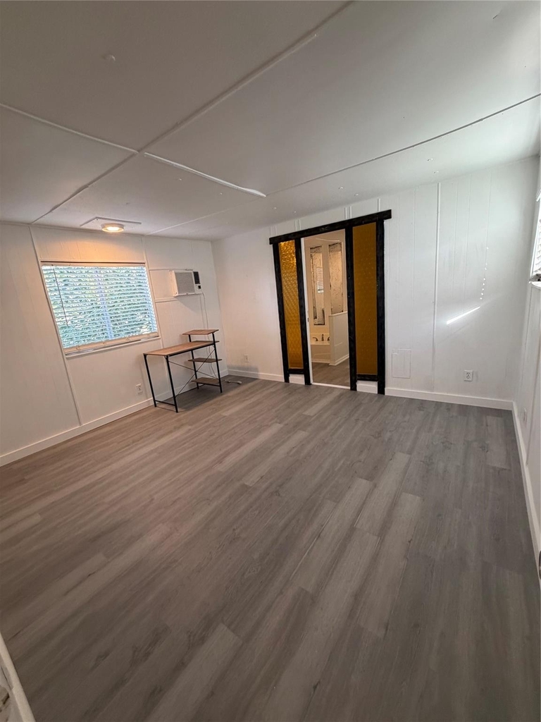 403 Avenue E - Photo 10