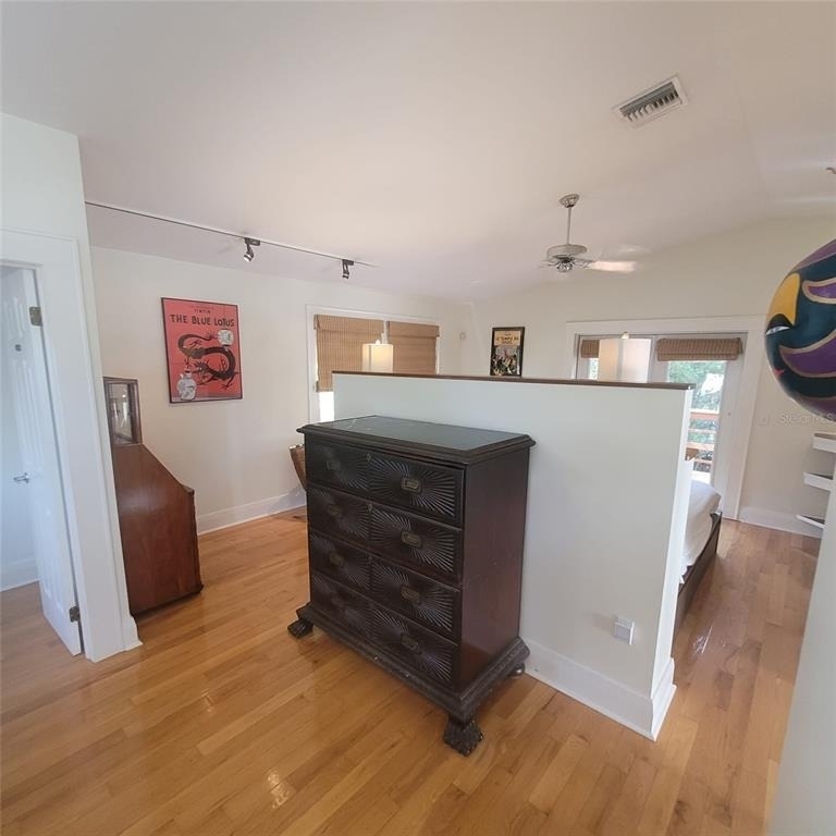 2916 W Bay Court Avenue - Photo 19