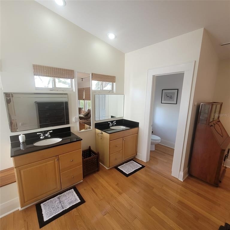 2916 W Bay Court Avenue - Photo 25