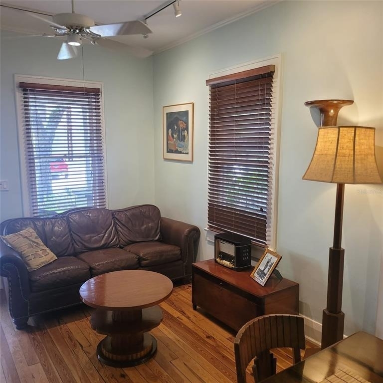 2916 W Bay Court Avenue - Photo 11