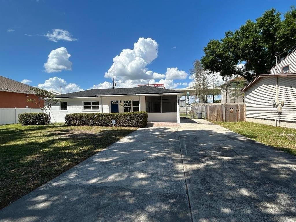 4611 W Mcelroy Avenue - Photo 1