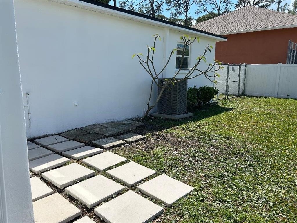 4611 W Mcelroy Avenue - Photo 29