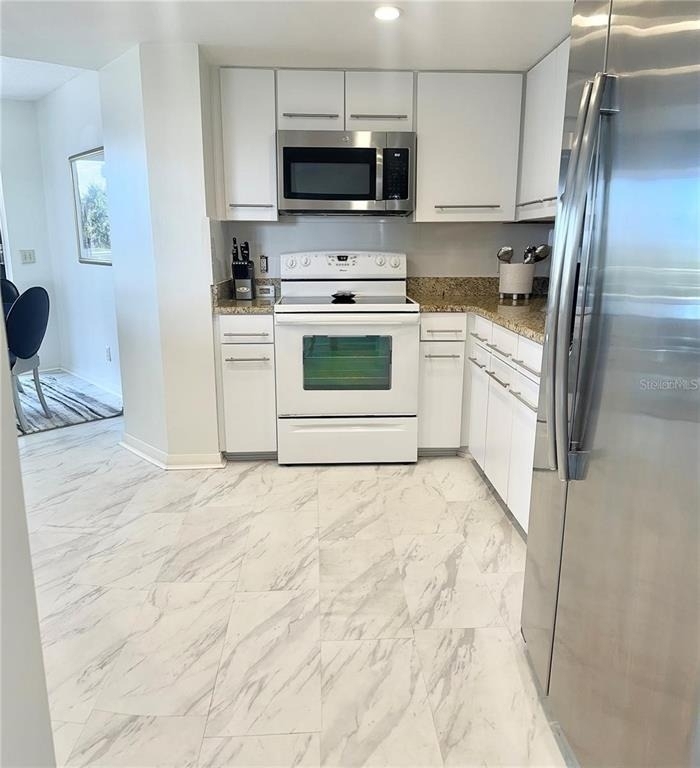 5950 Pelican Bay Plaza S - Photo 18