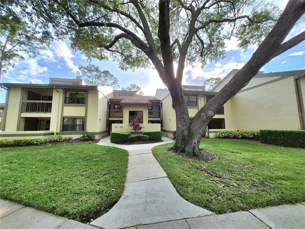 50 Woodlake Place - Photo 0