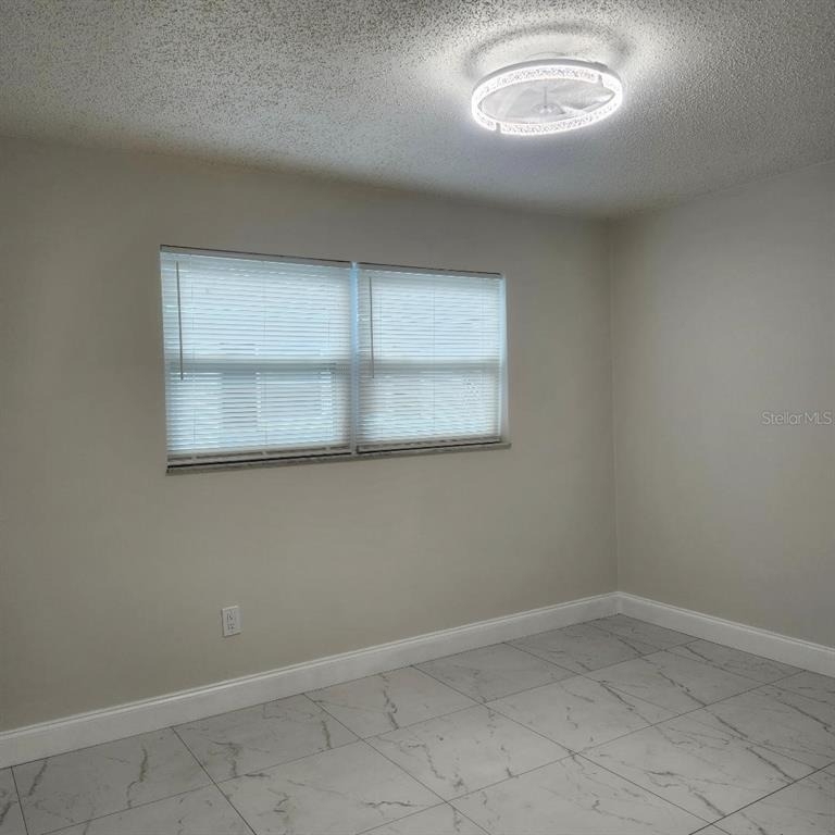 15406 Avalon Avenue - Photo 19